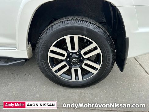 Used 2018 Toyota 4Runner Limited AWD/4WD image 11