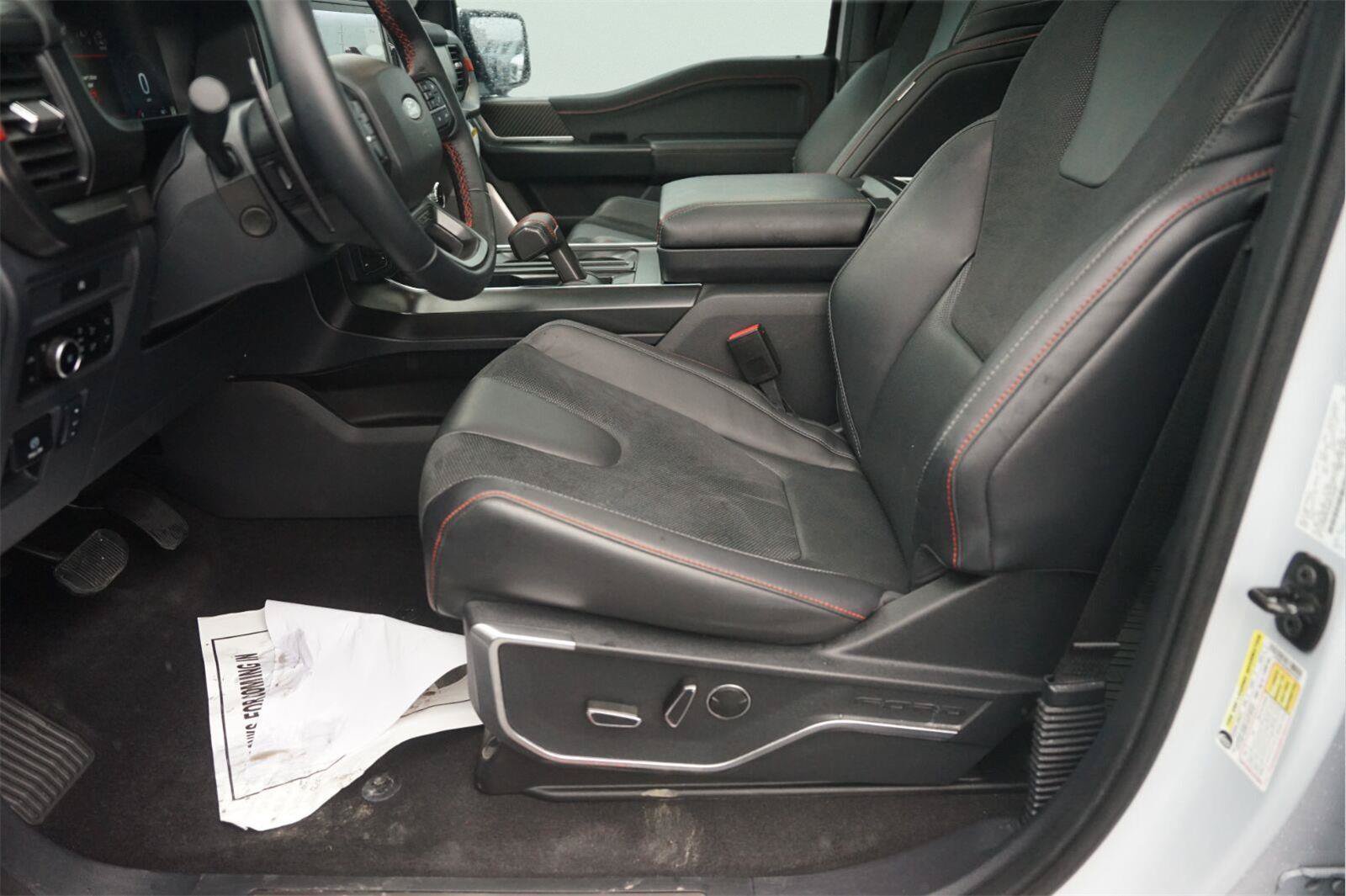 Used 2025 Ford F150 Raptor AWD/4WD image 9