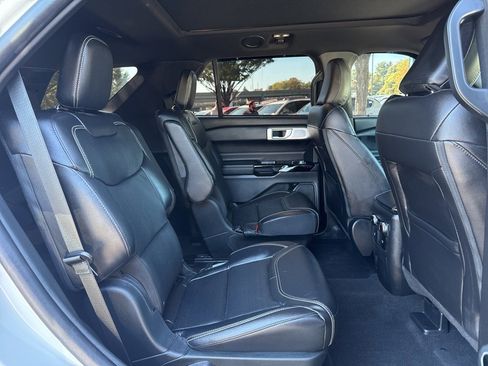 Used 2023 Ford Explorer ST w/ Equipment Group 401A image 28