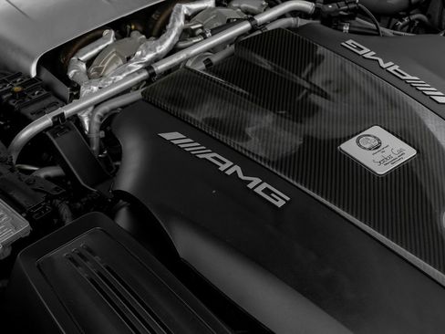 Used 2018 Mercedes-Benz AMG GT R image 54