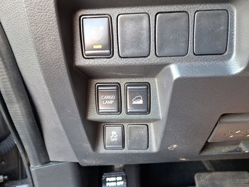 Used 2023 Nissan Frontier S w/ Technology Package image 23