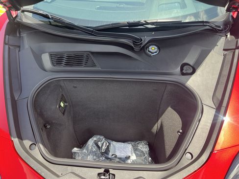 Used 2024 Chevrolet Corvette Stingray Preferred Cpe w/ Battery Protection Package RWD image 34