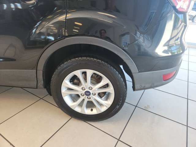 Used 2017 Ford Escape SE w/ SE Leather Comfort Package FWD image 7