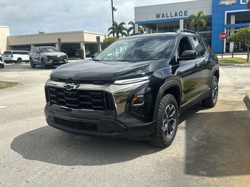 New 2026 Chevrolet Equinox ACTIV FWD image 2
