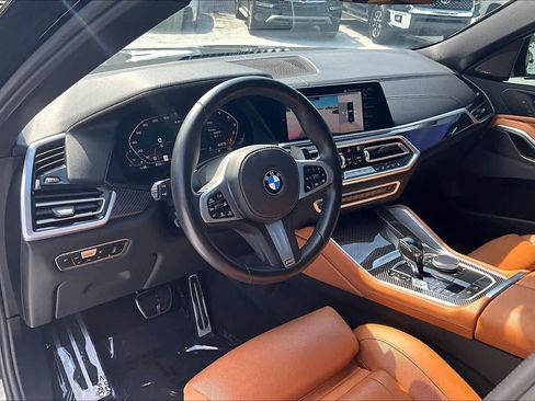 Used 2021 BMW X6 M50i AWD/4WD image 18