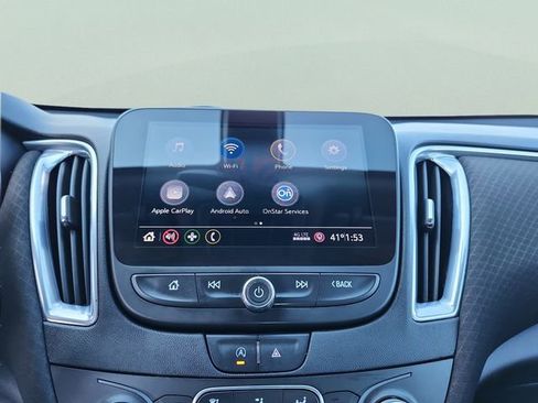 Used 2020 Chevrolet Malibu LT image 11