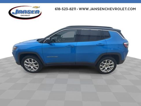Used 2025 Jeep Compass Limited AWD/4WD image 5