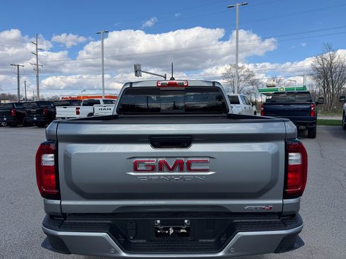 Used 2024 GMC Canyon AT4 w/ Technology Package image 5