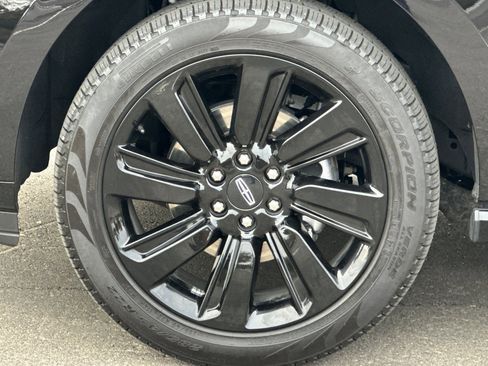 Used 2023 Lincoln Navigator Reserve image 39