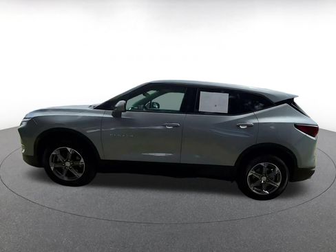 Used 2026 Chevrolet Blazer LT FWD image 8