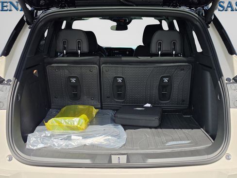 New 2026 Chevrolet TrailBlazer RS w/ Convenience Package FWD image 15