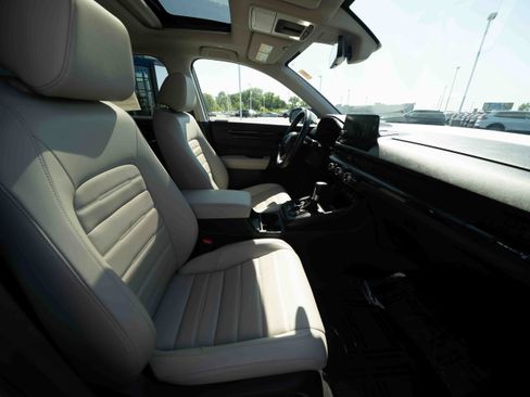 Used 2025 Honda CR-V EX-L image 27