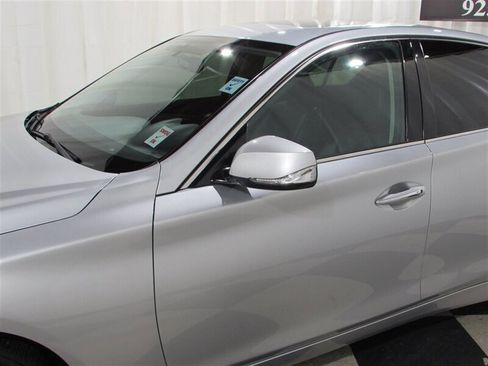 Used 2017 INFINITI Q50 3.0t Premium image 26