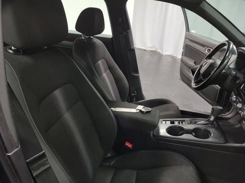 Used 2024 Honda Civic Sport image 29