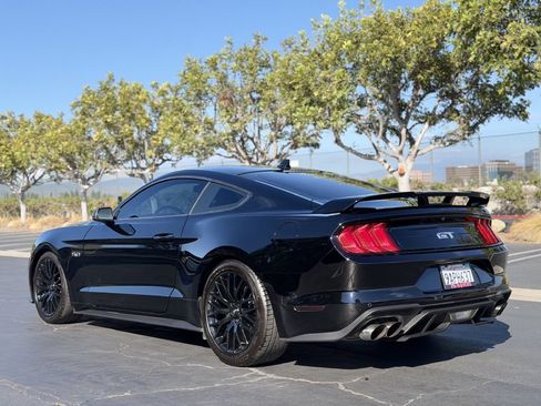 Used 2020 Ford Mustang GT Premium w/ GT Performance Package RWD image 6