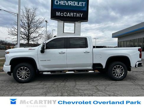New 2026 Chevrolet Silverado 3500 LT w/ Z71 Chrome Sport Edition image 3