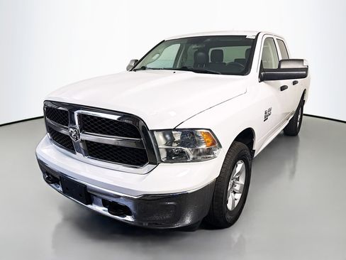 Used 2022 RAM 1500 Tradesman w/ Chrome Appearance Group image 4