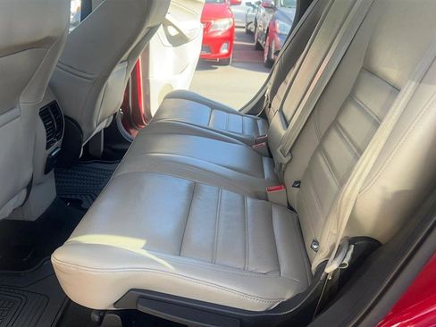 Used 2017 Ford Escape Titanium image 24