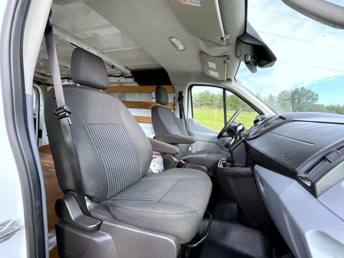 Used 2018 Ford Transit 250 130 Low Roof w/ Exterior Upgrade Package RWD image 16