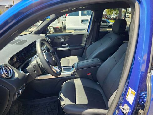 Used 2026 Mercedes-Benz GLB 250 image 20