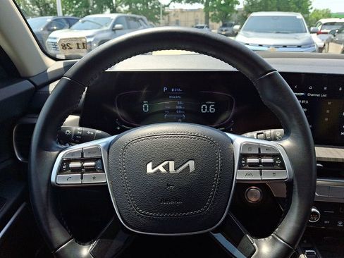 Used 2024 Kia Telluride EX FWD image 20