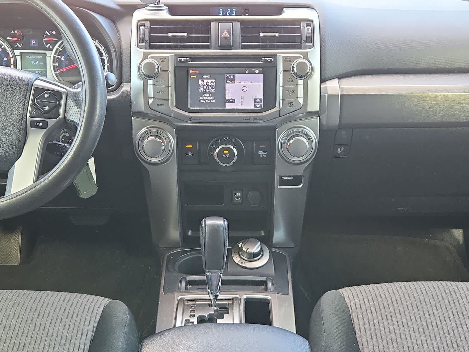 Used 2019 Toyota 4Runner SR5 AWD/4WD image 27