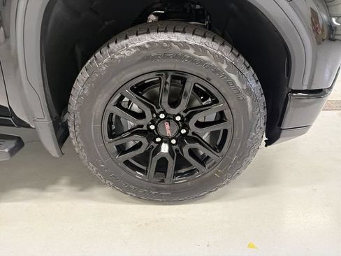 New 2026 GMC Sierra 1500 Elevation w/ Elevation Premium Package AWD/4WD image 14
