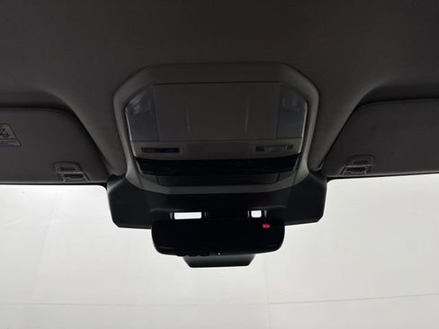 Used 2023 Subaru Ascent Limited AWD/4WD image 11