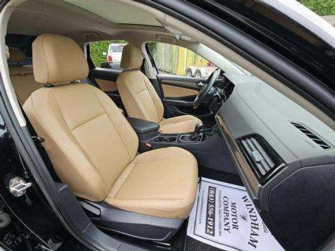 Used 2020 Volkswagen Jetta SEL FWD image 3