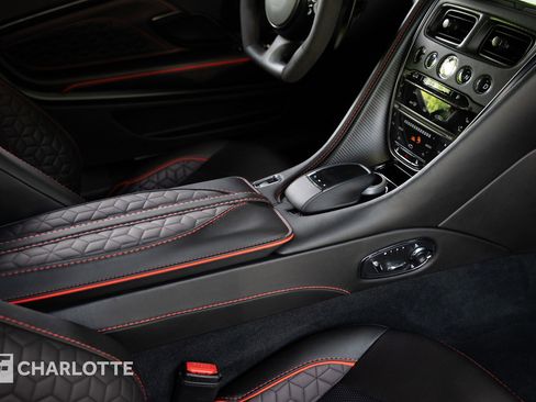 Used 2021 Aston Martin DBS Superleggera RWD image 38