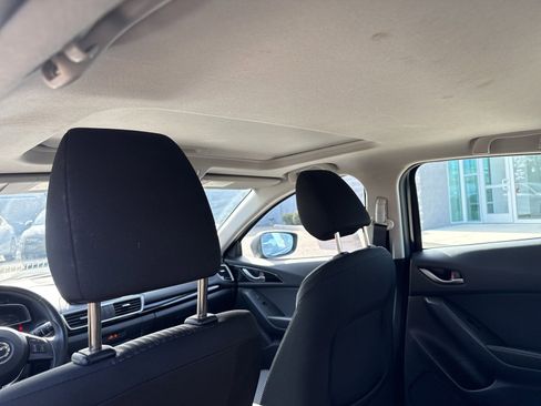 Used 2016 MAZDA MAZDA3 i Touring image 7