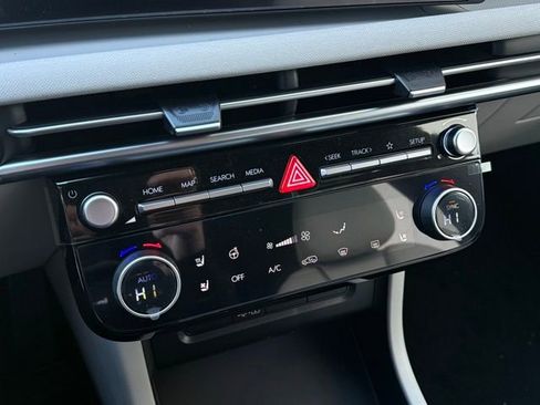 New 2026 Hyundai Tucson Limited AWD/4WD image 25