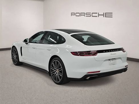 Used 2020 Porsche Panamera image 3