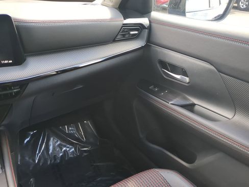New 2026 Nissan Kicks SR w/ Illumination Package image 16