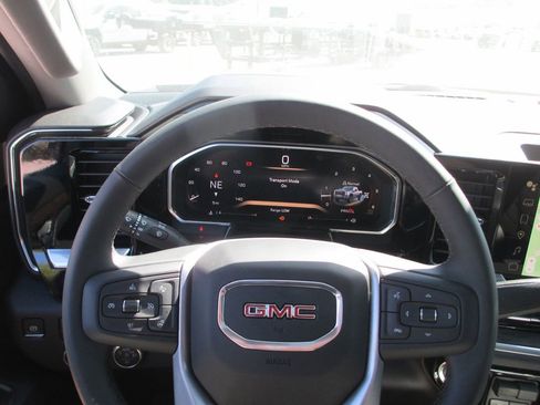 New 2026 GMC Sierra 2500 SLT w/ SLT Premium Package AWD/4WD image 21