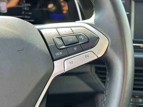 Used 2023 Volkswagen Jetta SE w/ Panoramic Sunroof Package FWD image 14