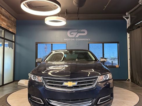 Used 2019 Chevrolet Impala Premier w/ Premier Convenience Package FWD image 8