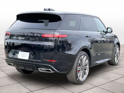 New 2025 Land Rover Range Rover Sport Dynamic SE