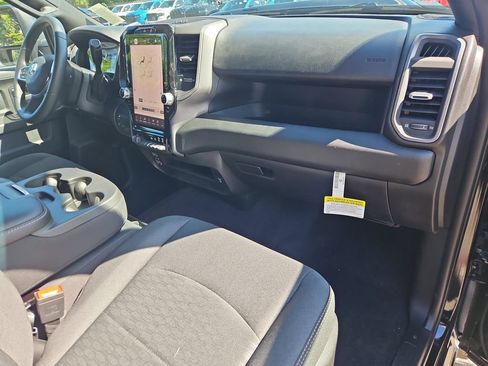New 2026 RAM 2500 Tradesman AWD/4WD image 17