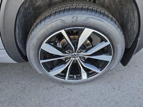 New 2026 Volkswagen Atlas SEL Premium R-Line image 26