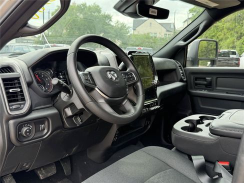 New 2026 RAM 3500 Tradesman AWD/4WD image 15