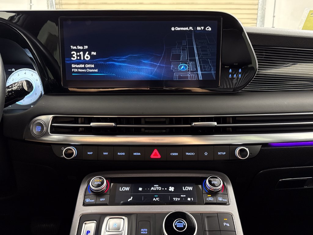 Used 2024 Hyundai Palisade Calligraphy FWD image 23