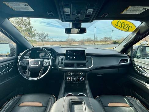 Used 2022 GMC Yukon AT4 w/ Technology Package image 29