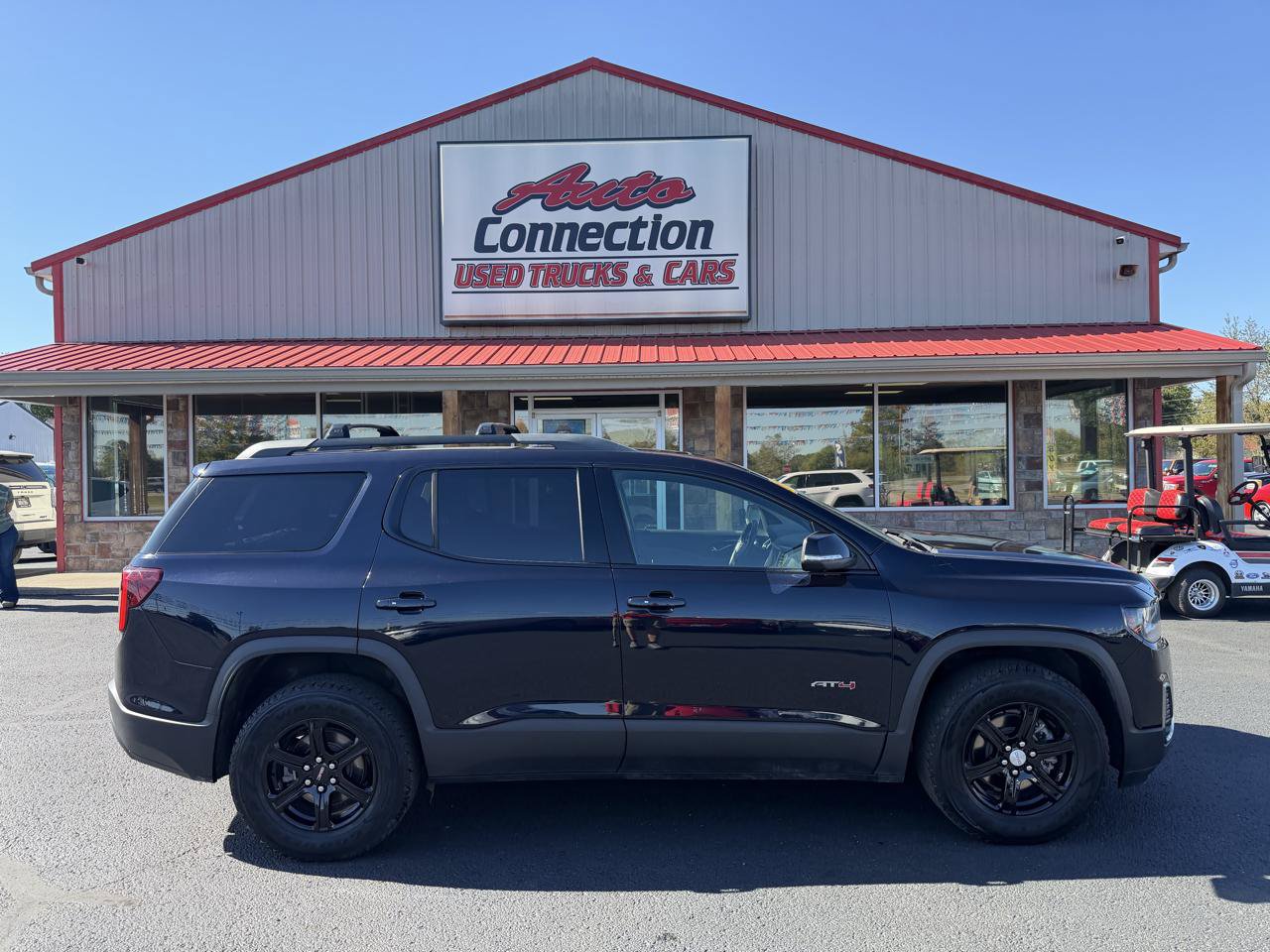 Used 2021 GMC Acadia AT4 w/ Trailering Package AWD/4WD image 3