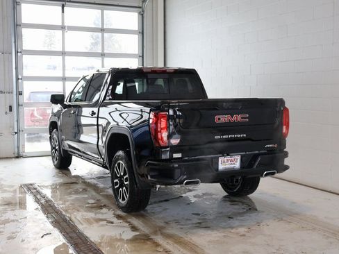 New 2026 GMC Sierra 1500 AT4 w/ Technology Package image 9