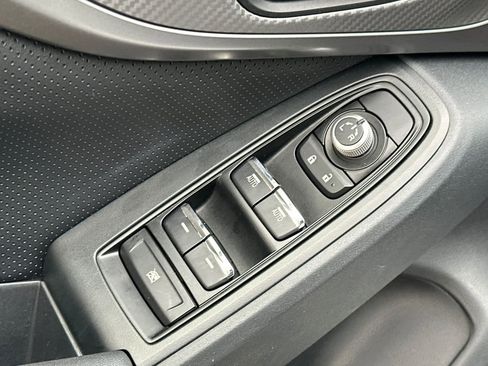 Used 2021 Subaru Crosstrek 2.5i Limited w/ Moonroof Package 1 AWD/4WD image 13