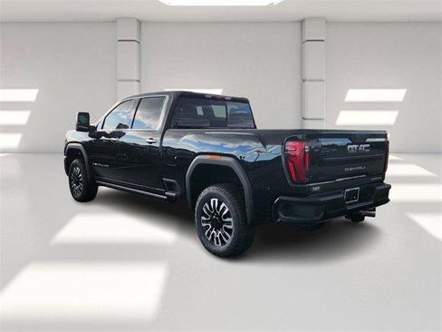 New 2026 GMC Sierra 2500 Denali Ultimate w/ Max Trailering Package image 3