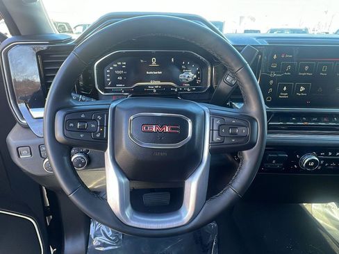Used 2023 GMC Sierra 1500 SLE image 20