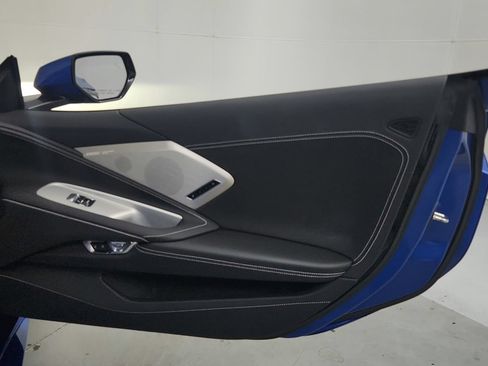 Used 2020 Chevrolet Corvette Stingray Preferred Conv w/ 2LT Preferred Equipment Group RWD image 19