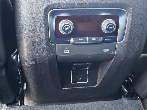 Used 2023 Chevrolet Tahoe LT image 19